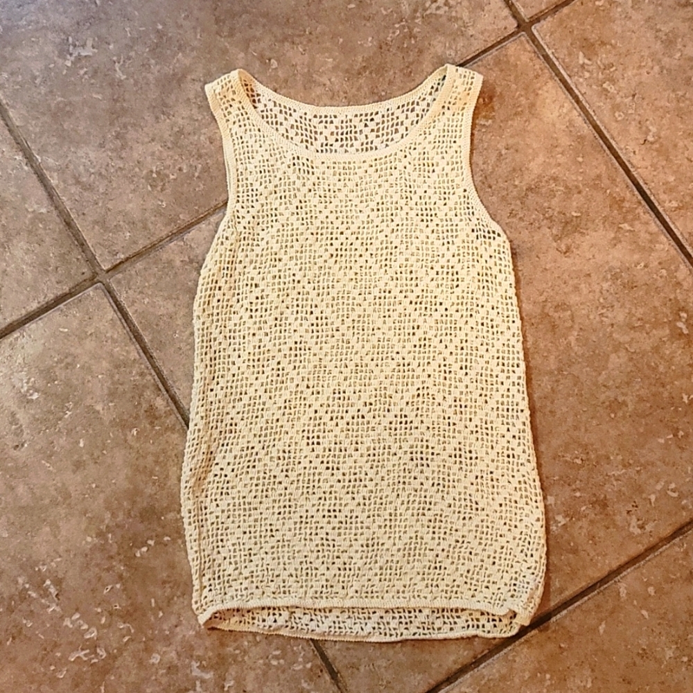 Tank cream color